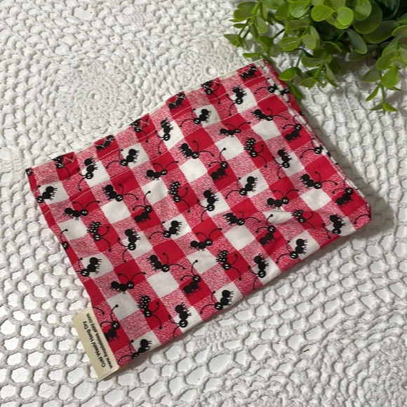 Set of 4 Four Daisies Handmade Make Up Bags NEW! - Picture 5 of 6